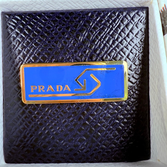 AUTH Prada Logo Enamel Metal Trio Pin Brooch Unisex Set New w/ Box NWT Italy - Picture 5 of 7